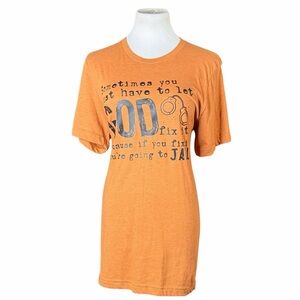 10/$25🦋 NWOT Boutique Orange & Black I'M GOING TO LET GOD FIX IT Graphic Tee - L